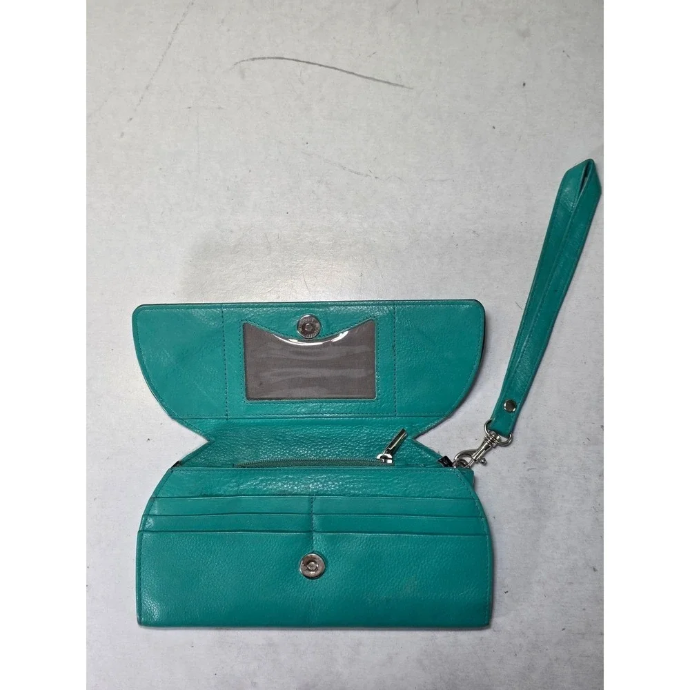 Rogue Women's Wallet Black Teal Leather RFID Shielded Small Wristlet Clutch Zip